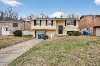 9157 Victory Avenue, St Louis, MO 63136