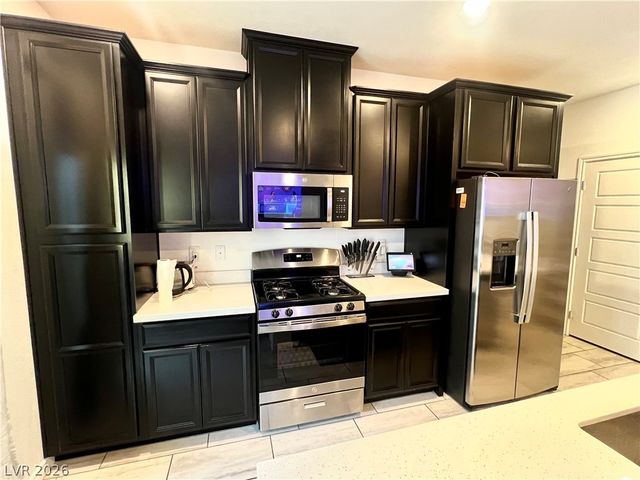 7214 North Decatur Boulevard 5, Las Vegas, NV 89131