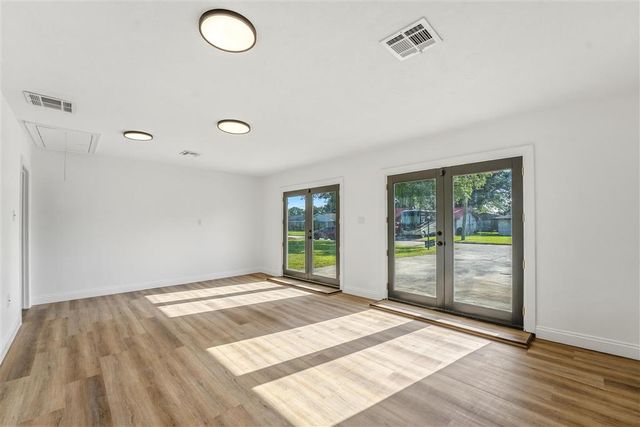 4511 Young Ln Lane, Lake Charles, LA 70605