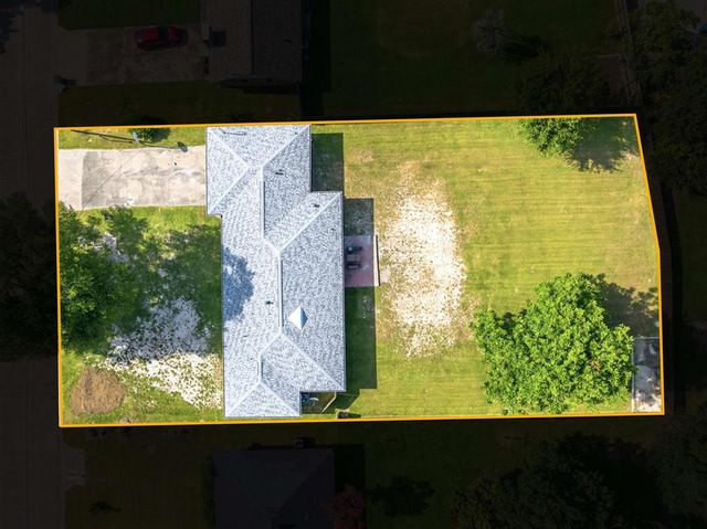 4511 Young Ln Lane, Lake Charles, LA 70605
