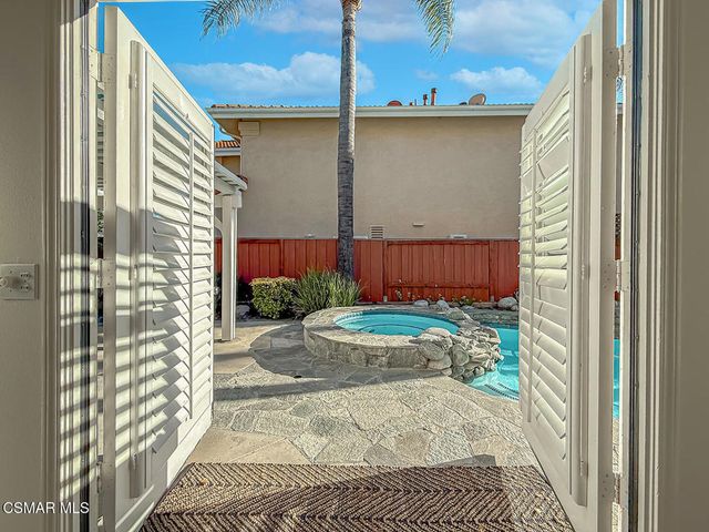 5118 Churchwood Drive, Oak Park, CA 91377