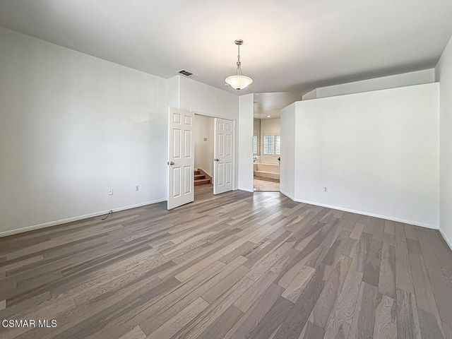 5118 Churchwood Drive, Oak Park, CA 91377