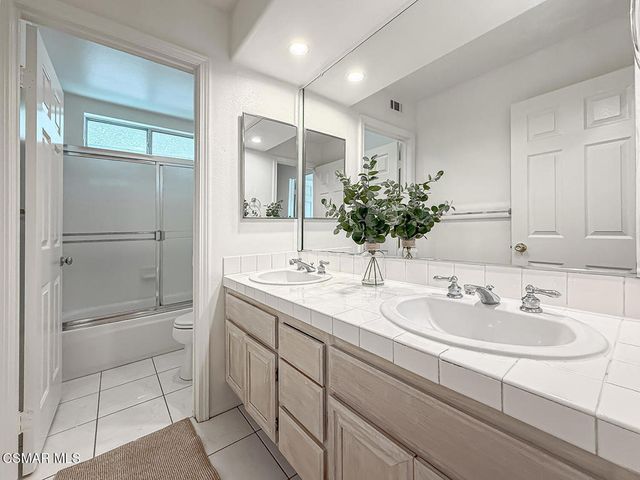 5118 Churchwood Drive, Oak Park, CA 91377