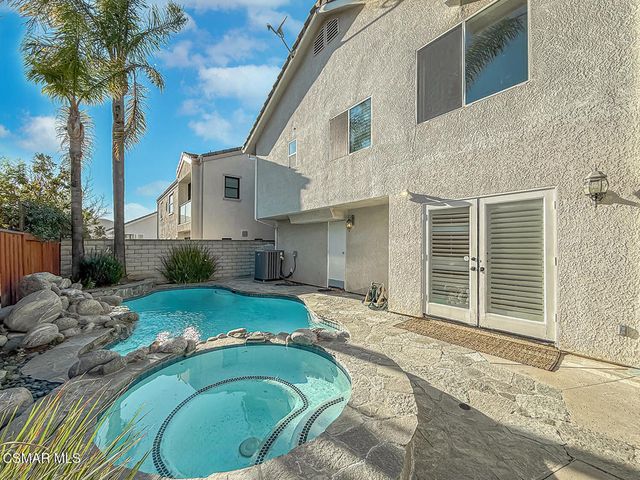 5118 Churchwood Drive, Oak Park, CA 91377