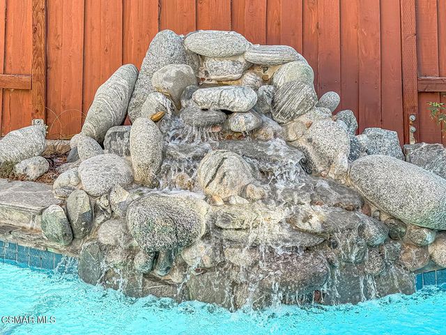 5118 Churchwood Drive, Oak Park, CA 91377