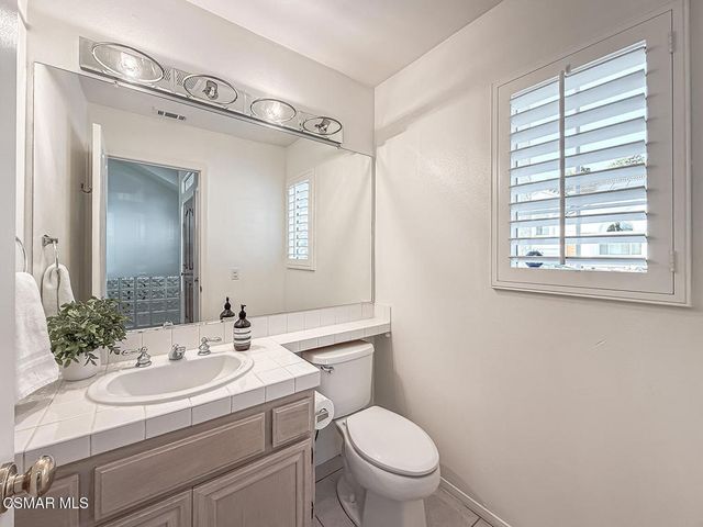 5118 Churchwood Drive, Oak Park, CA 91377