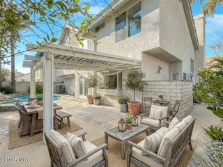5118 Churchwood Drive, Oak Park, CA 91377
