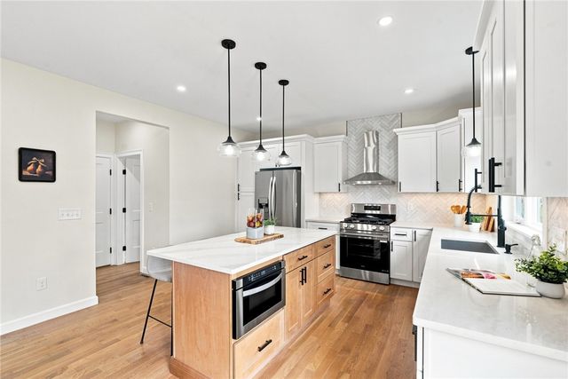 50 Planet Avenue, East Providence, RI 02915