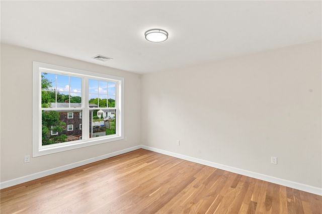 50 Planet Avenue, East Providence, RI 02915
