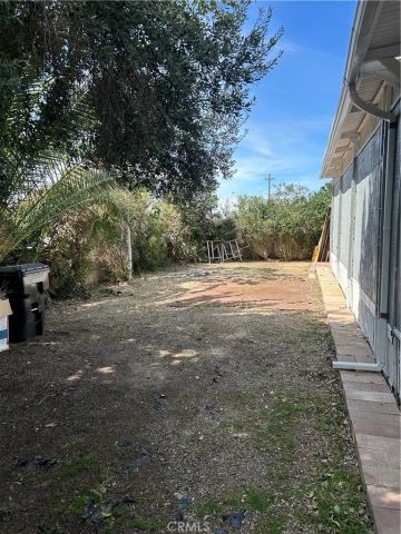 3734 Pacific 40, Highland, CA 92346