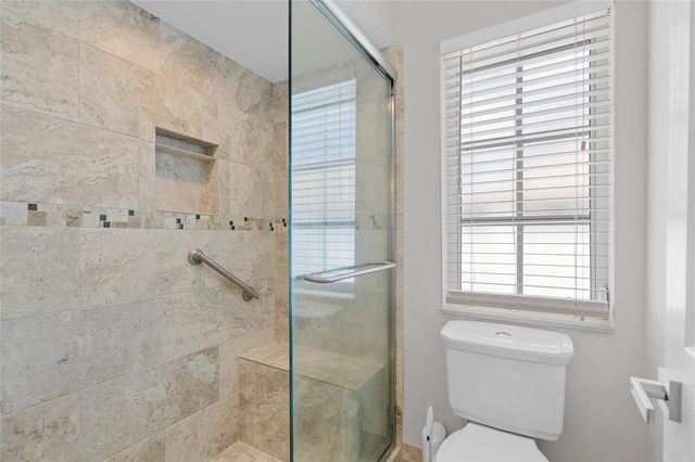9010 Gardens Glen Circle, Palm Beach Gardens, FL 33418