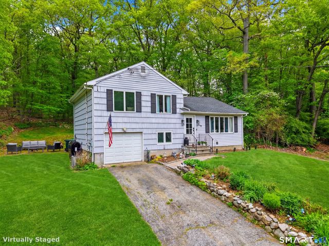 19 Eastwood Road, Norwalk, CT 06851