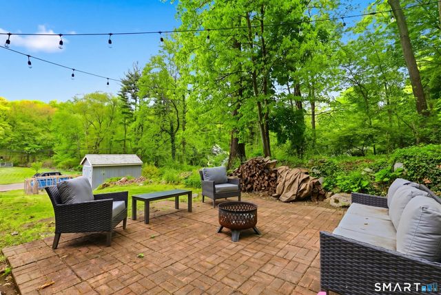 19 Eastwood Road, Norwalk, CT 06851