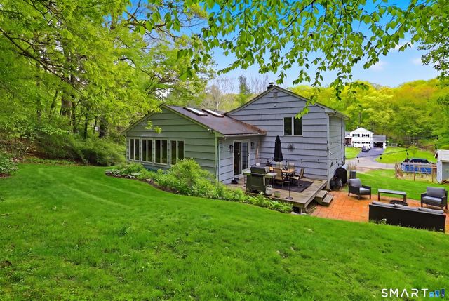 19 Eastwood Road, Norwalk, CT 06851