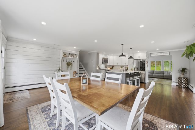 19 Eastwood Road, Norwalk, CT 06851