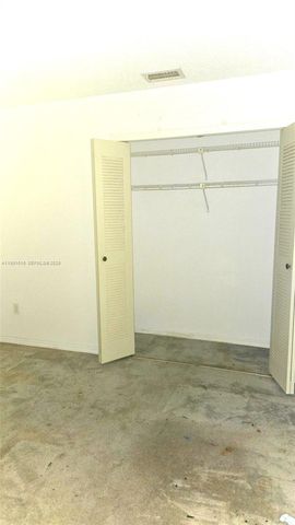 15153 NW 89th Pl, Miami Lakes, FL 33018