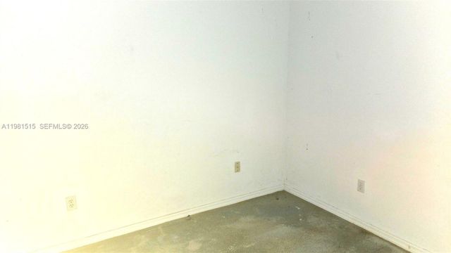 15153 NW 89th Pl, Miami Lakes, FL 33018