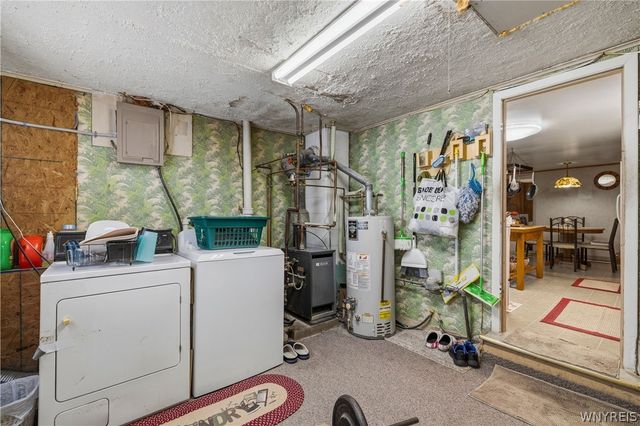 3287 Whitehaven Road, Grand Island, NY 14072