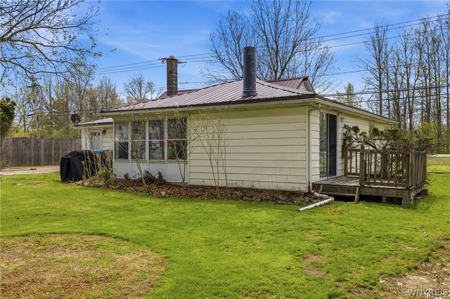 3287 Whitehaven Road, Grand Island, NY 14072