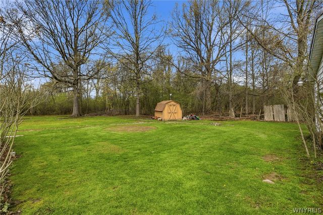 3287 Whitehaven Road, Grand Island, NY 14072