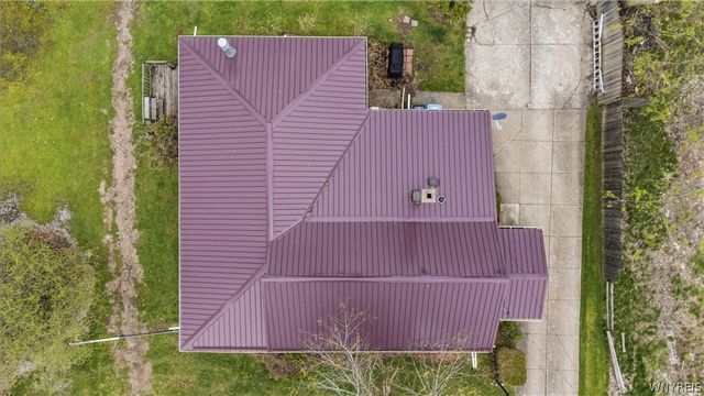 3287 Whitehaven Road, Grand Island, NY 14072