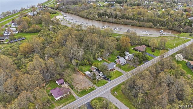 3287 Whitehaven Road, Grand Island, NY 14072