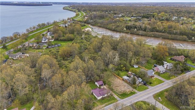 3287 Whitehaven Road, Grand Island, NY 14072