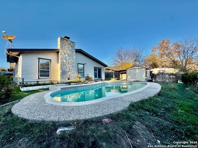 8006 HARPER VALLEY ST, Live Oak, TX 78233