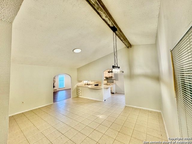 8006 HARPER VALLEY ST, Live Oak, TX 78233