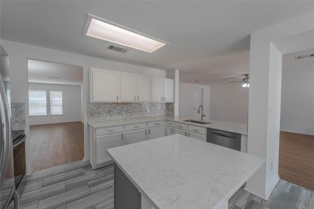 2000 Elk Ridge CV, Round Rock, TX 78665