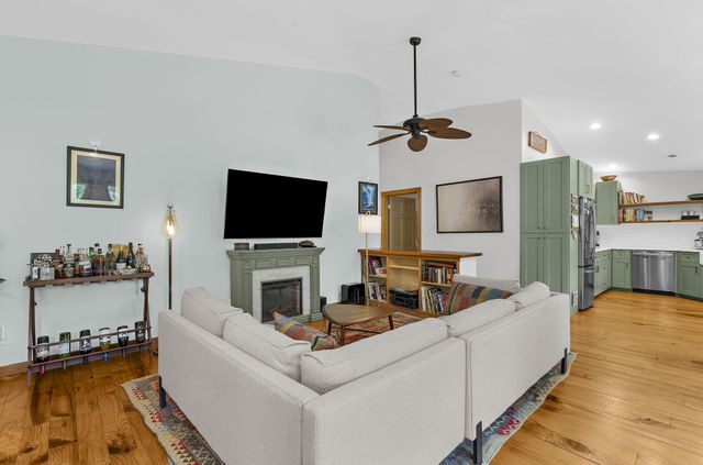 2069 Saint James Drive, Charleston, SC 29412