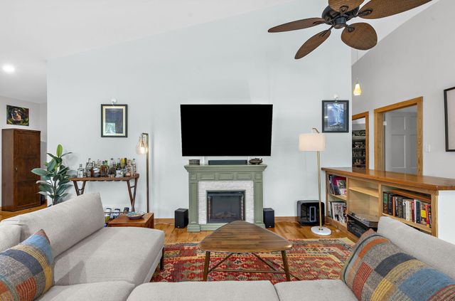2069 Saint James Drive, Charleston, SC 29412