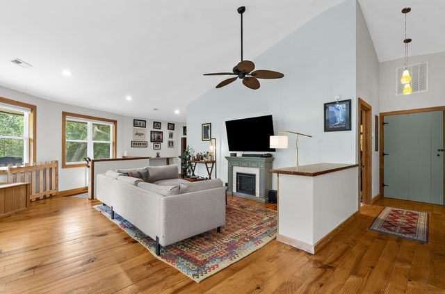 2069 Saint James Drive, Charleston, SC 29412