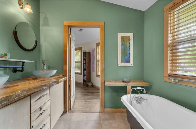 2069 Saint James Drive, Charleston, SC 29412
