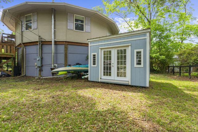 2069 Saint James Drive, Charleston, SC 29412