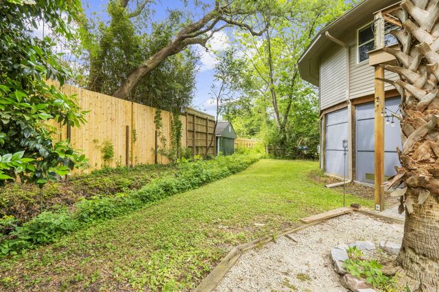 2069 Saint James Drive, Charleston, SC 29412