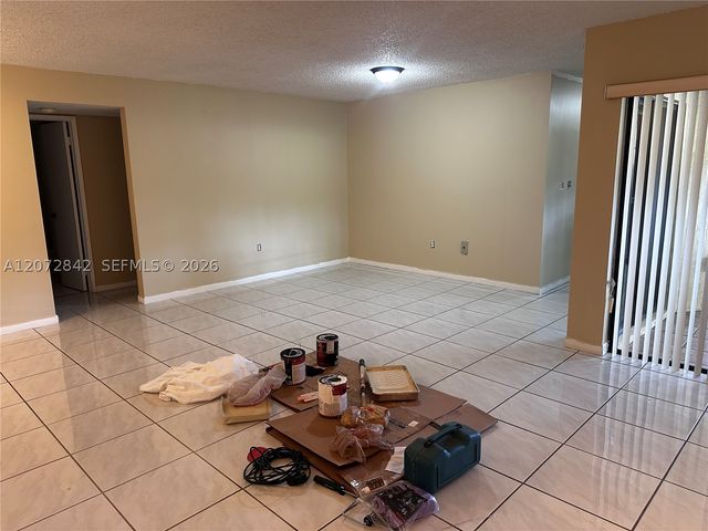 8810 SW 123rd Ct M110, Miami, FL 33186
