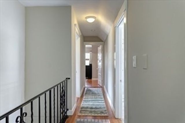 22 Harrington St 2, Newton, MA 02460