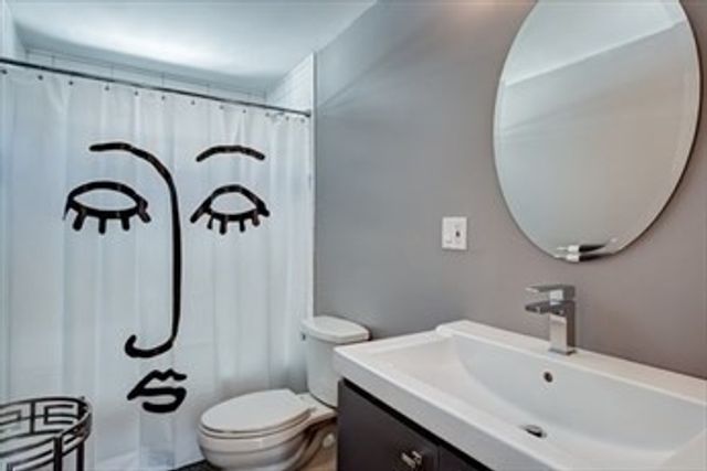 22 Harrington St 2, Newton, MA 02460