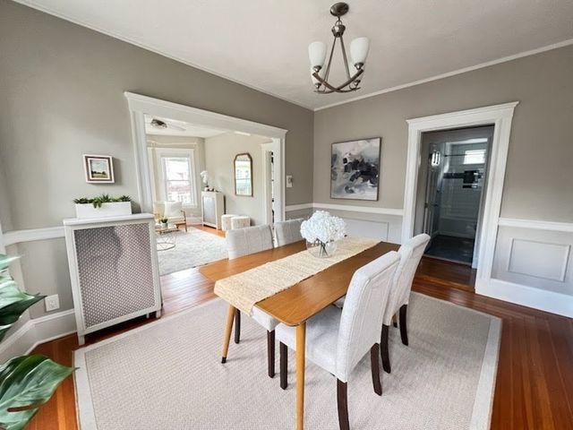 22 Harrington St 2, Newton, MA 02460