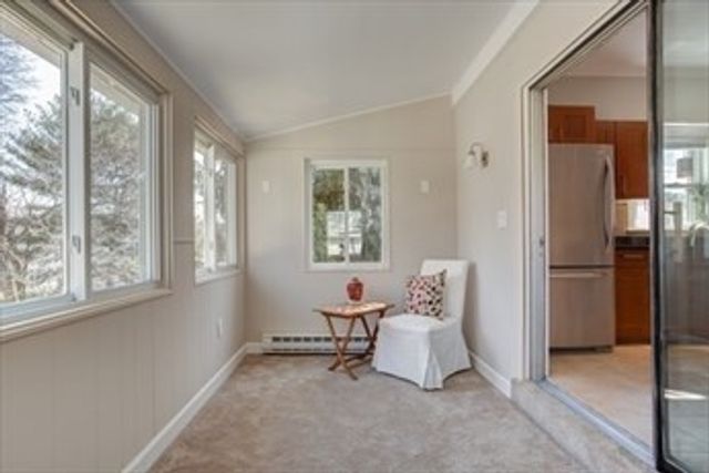22 Harrington St 2, Newton, MA 02460