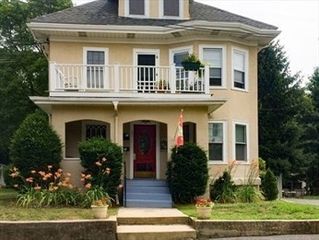 22 Harrington St 2, Newton, MA 02460