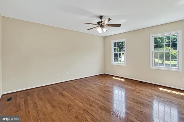 11601 QUAIL RIDGE CT, Reston, VA 20194