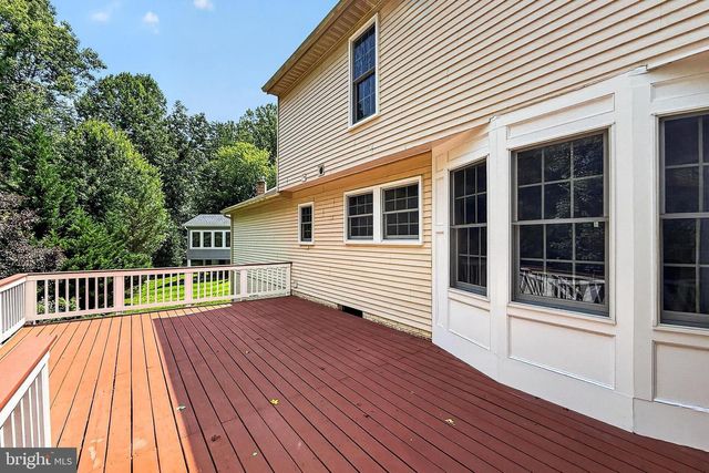 11601 QUAIL RIDGE CT, Reston, VA 20194
