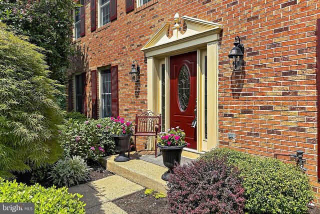 11601 QUAIL RIDGE CT, Reston, VA 20194