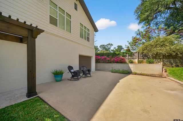 3710 Wynnwood Drive, Tyler, TX 75701