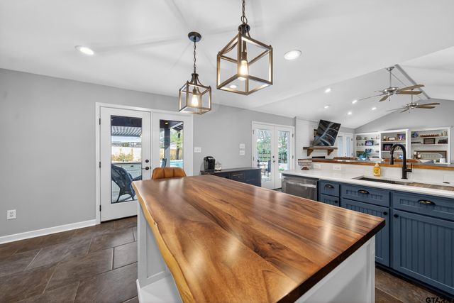 3710 Wynnwood Drive, Tyler, TX 75701