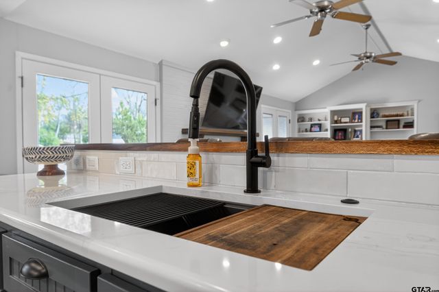 3710 Wynnwood Drive, Tyler, TX 75701