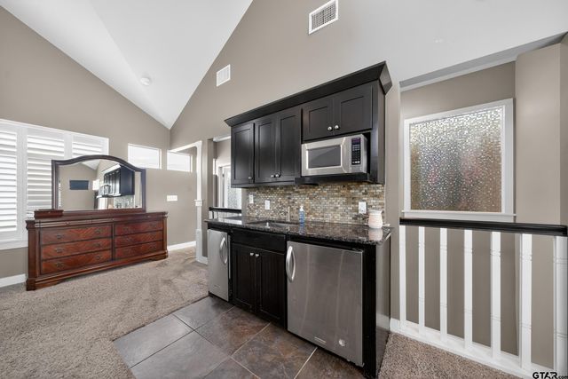 3710 Wynnwood Drive, Tyler, TX 75701