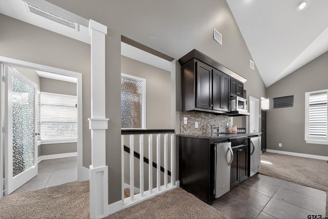 3710 Wynnwood Drive, Tyler, TX 75701